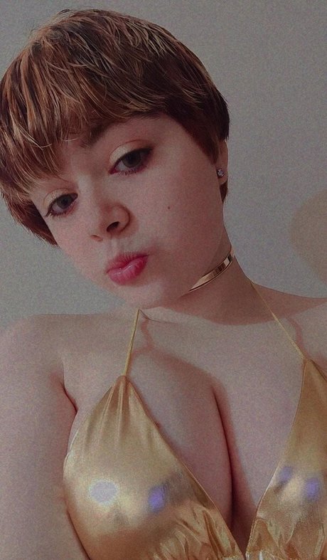 Xionkoroleva pornographic model photos