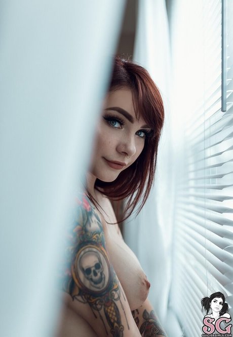 Enrapture nudes model photo