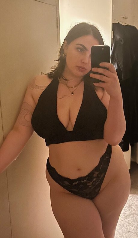 sab otuer nude model gallery