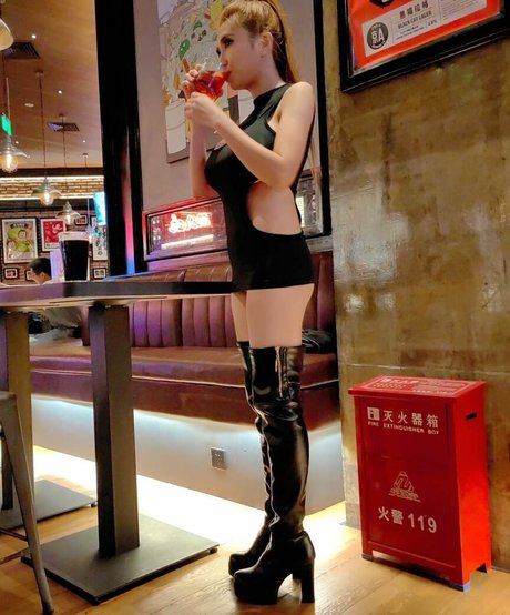 SexyCyborg star nudes photo