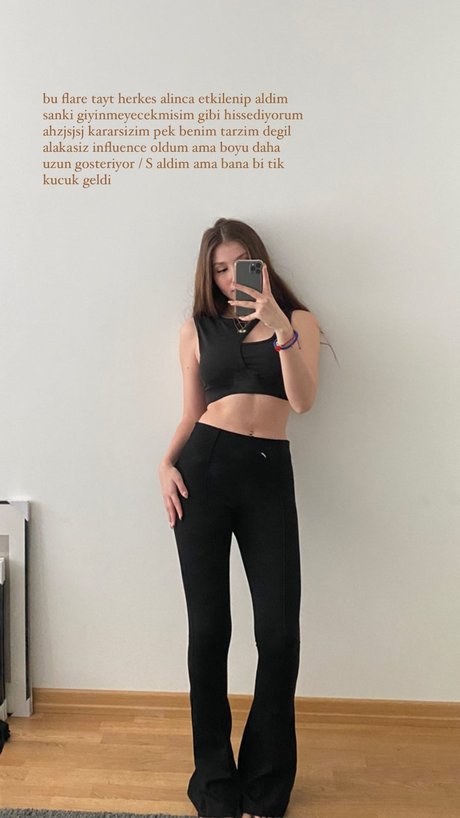 Ilayda Akdogan hot star pic