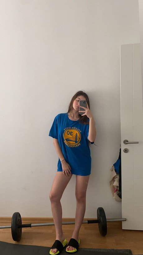 Ilayda Akdogan star adult pictures