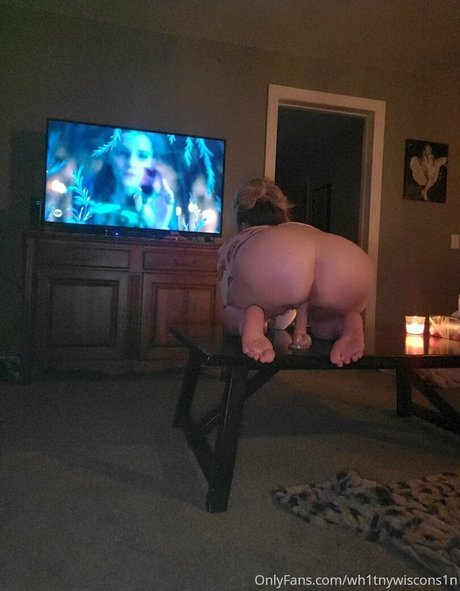 wh1tnywiscons1n sexy model pic