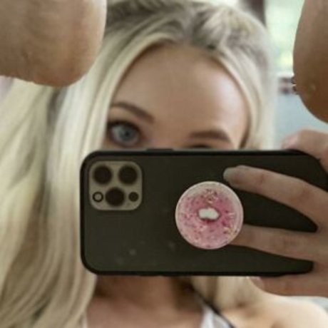 sweet luna model nudes photo