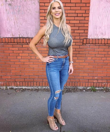 Katelyn Keplar model hot image