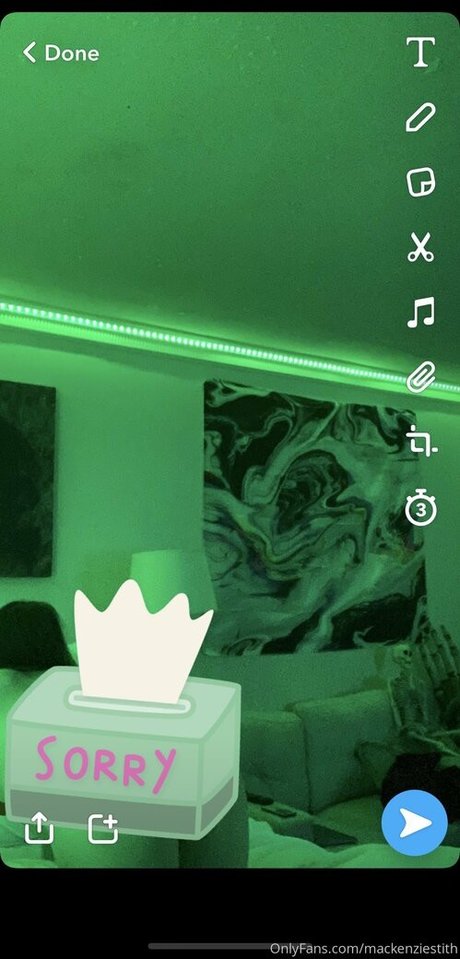 mackenziestith pornstar naked photo