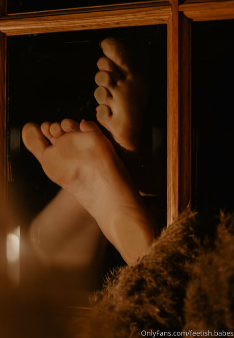 feetish babes porn model image