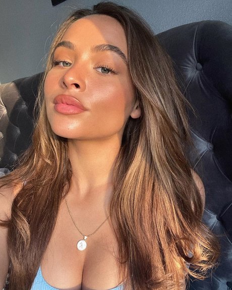 Clo Lloyd sex pornstar image