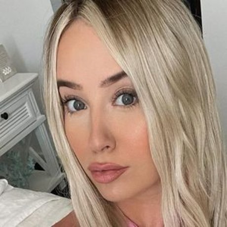 Privaposts free actress picture