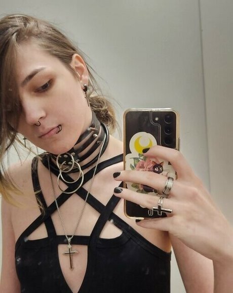 cattrinooo art actress picture