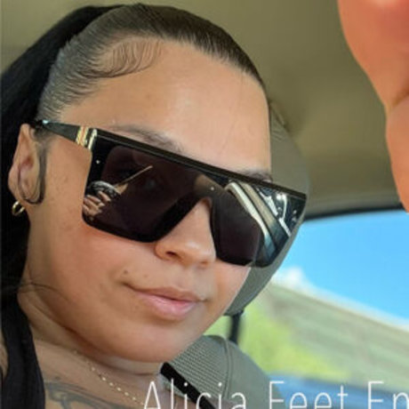 Alicia feet empire xxx actress pic