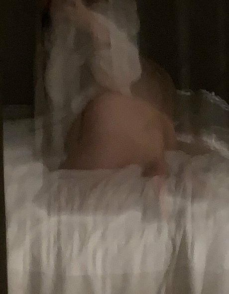 vampireneee nudes model photo