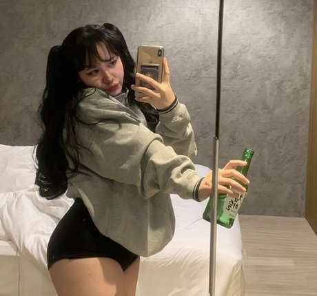 vampireneee porn star pics