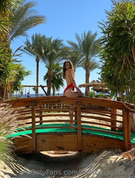 lightbluenebula model pornographic pictures