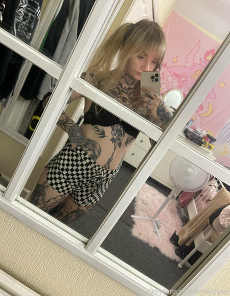 emilypiexo star top pic