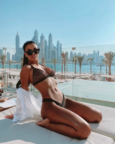 Isabel Raad model nude image