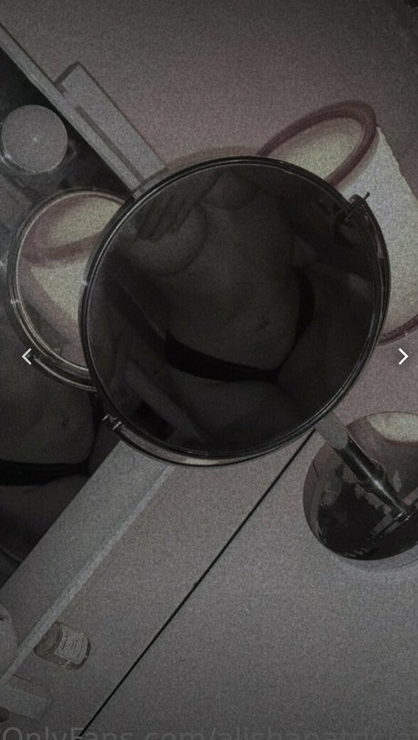 Alisha Wallace star xxx picture