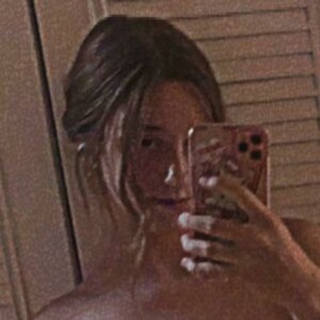 Docile Moth art pornstar img