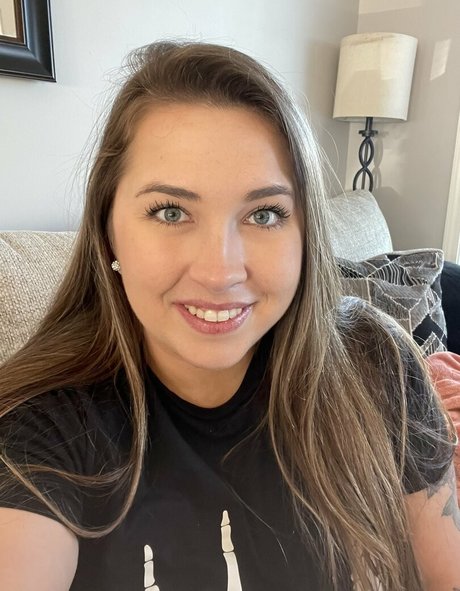 Hannah Jacobs pornstar nudes img