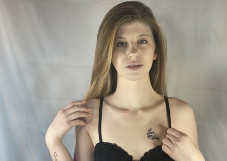 pawgcutie1 model naked photo