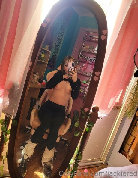 jackiered star pornographic image