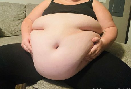 ella jo 28 nude actress gallery