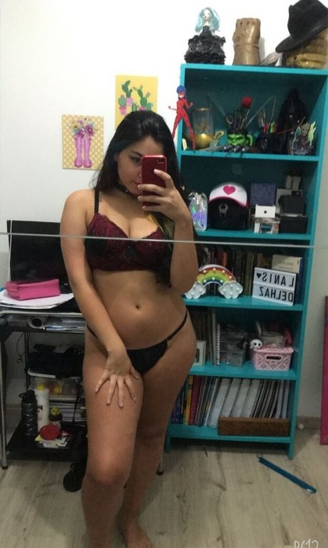 lanisdelhaze pretty actress galleries