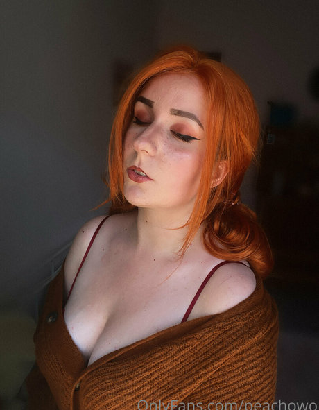 peachowo model erotic img