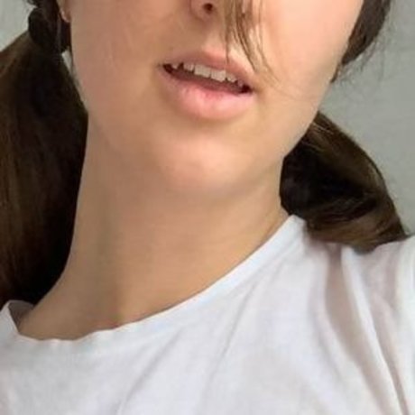 Yourwetactress pornographic model photos