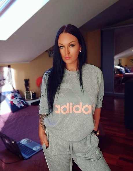 firebird ash model perfect photo