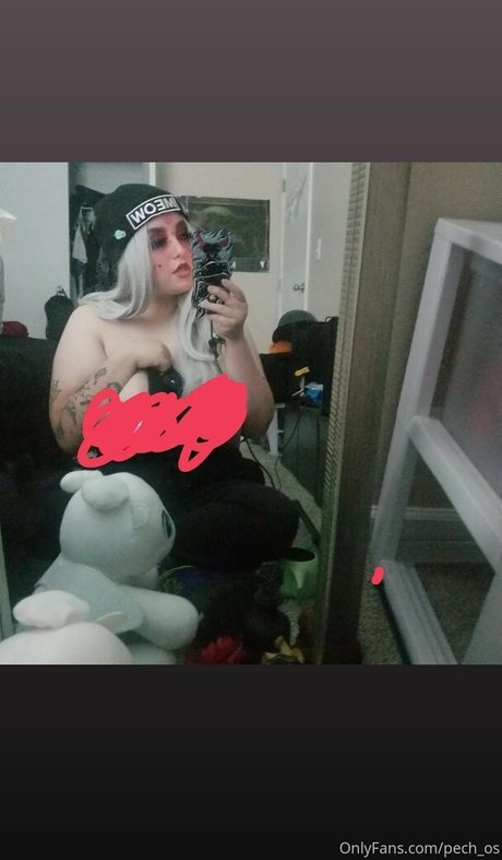 pech os nudes model pic