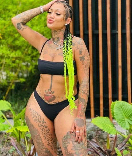 Donna Lombardi porn model gallery