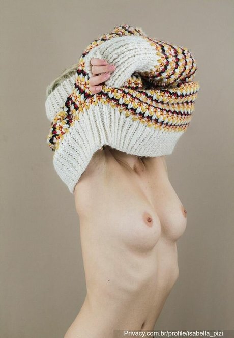 Isabella pizi naked pornstar img