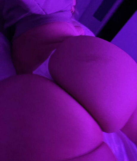 EliteMilk xxx pornstar picture