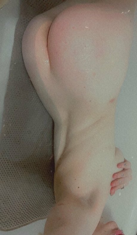 venomroseexotic model naked photos