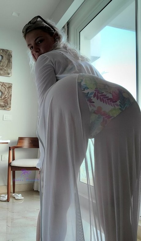 busty teen onlyfans sexy naked gallery