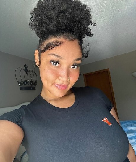 latina maid onlyfans free sexy picture