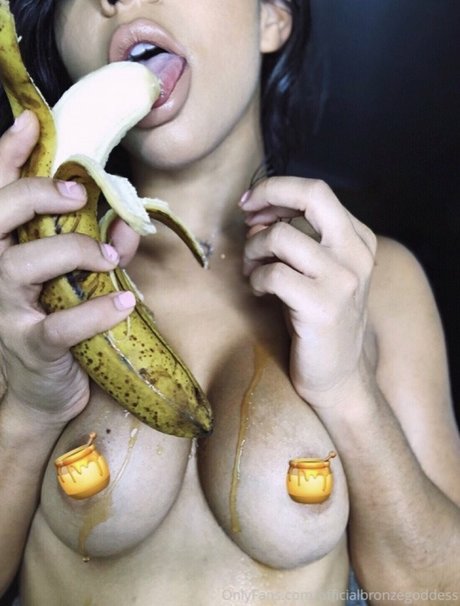 Bronze Goddess xxx actress img