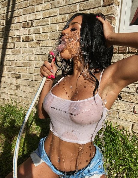 Bronze Goddess nude actress pic