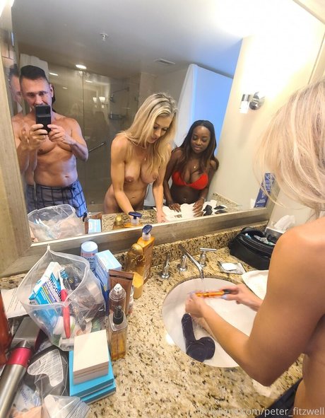 Naomi Foxxx best star photos