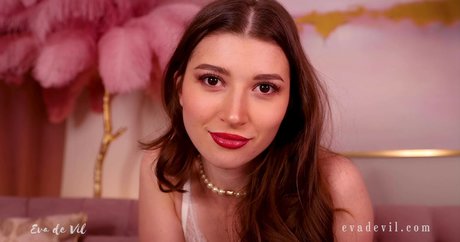 EvaDeVil model exclusive img