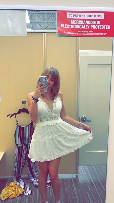 Katiedaisy sexy star pictures