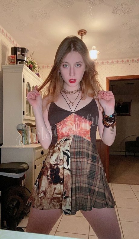 MattieDoll star sexy photos