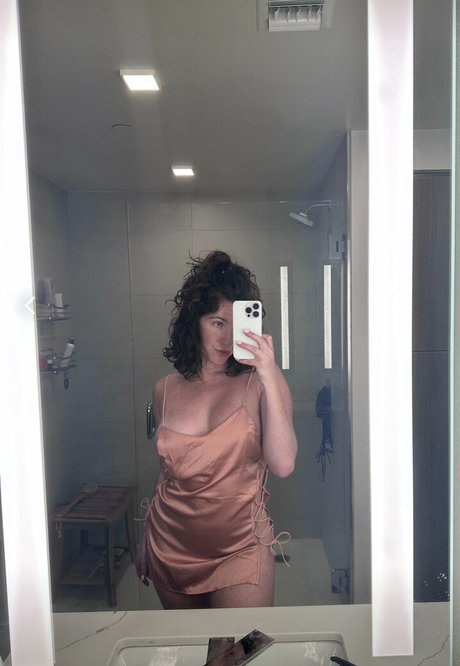 Adison Briana star xxx photo