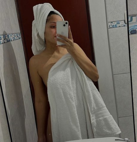 Catalina Mel pretty pornstar photo