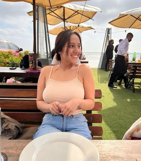 Catalina Mel model best images