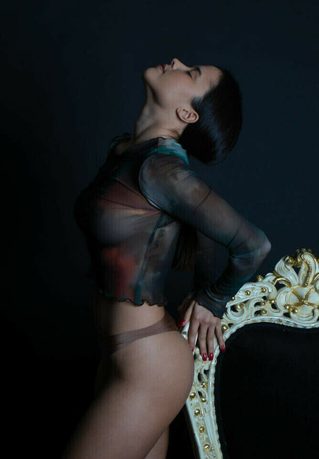 Yoana Nikolova star porn images