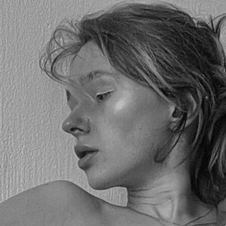 Lilbiii Sashatman model xxx images