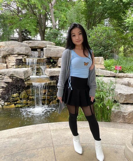 Lolly Love exclusive star pictures