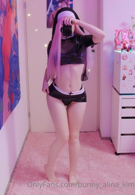 Alina Kim hd actress image